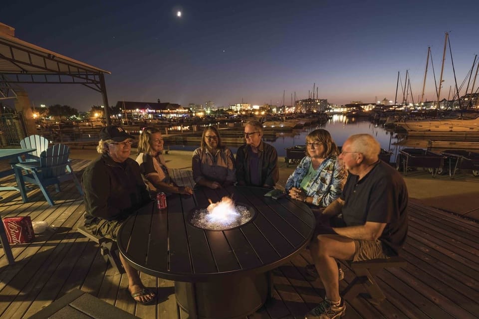Outdoor fire pit 

