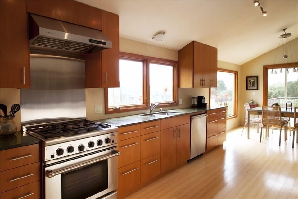 Beautiful Kitchen with Views