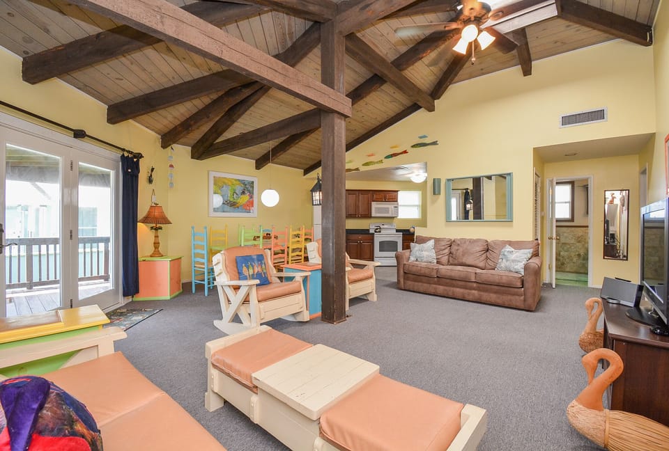 Cozy cottage feel