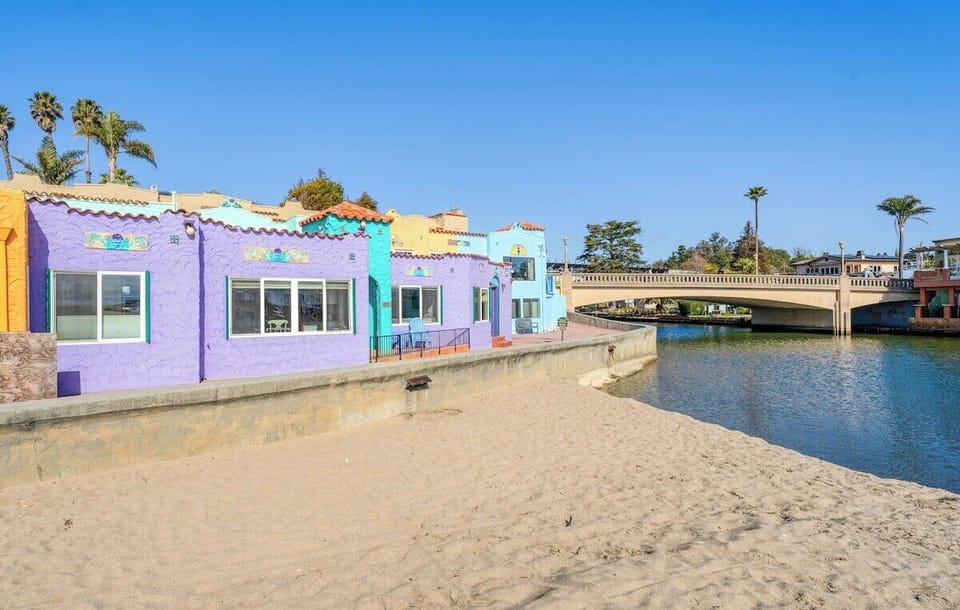 Capitola Venetian #1