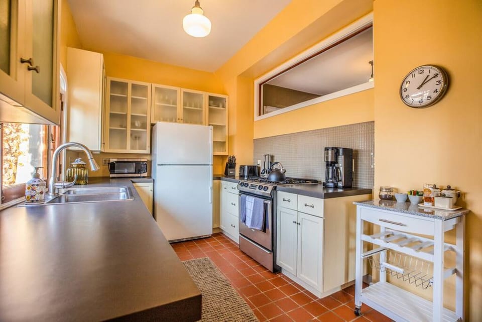Fully stocked kitchen.