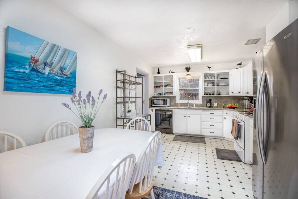 A timeless, clean aesthetic for unforgettable meals.