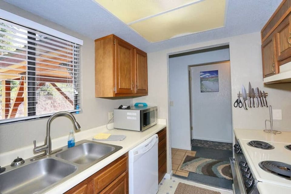 Great kitchen window for light and fresh air. No need to bring bottled water and all that plastic, enjoy fresh mountain water out of the tap.