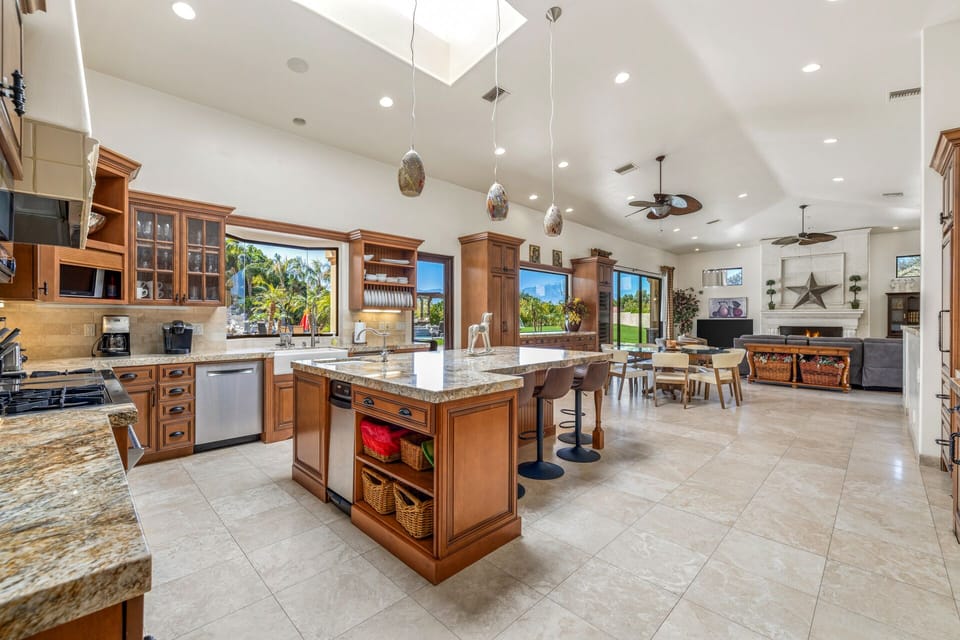 Family room, kitchen great room