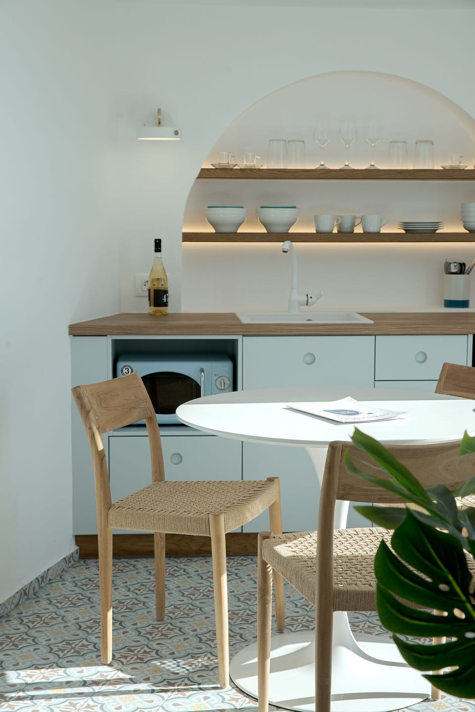 Kitchen and dinner table