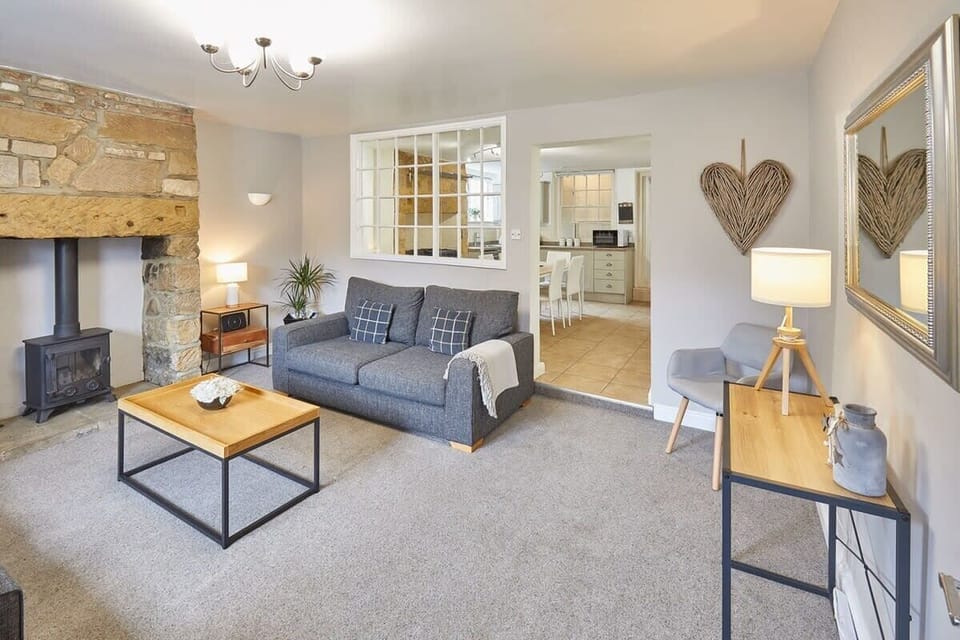 Princess Place Townhouse, Whitby - Host & Stay