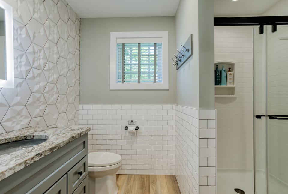 Mini Master Bathroom with shower