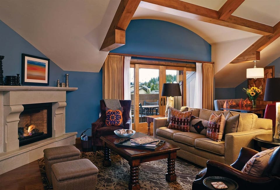 Living Room - 1 Bedroom Residence - Sebastian Residences Vail