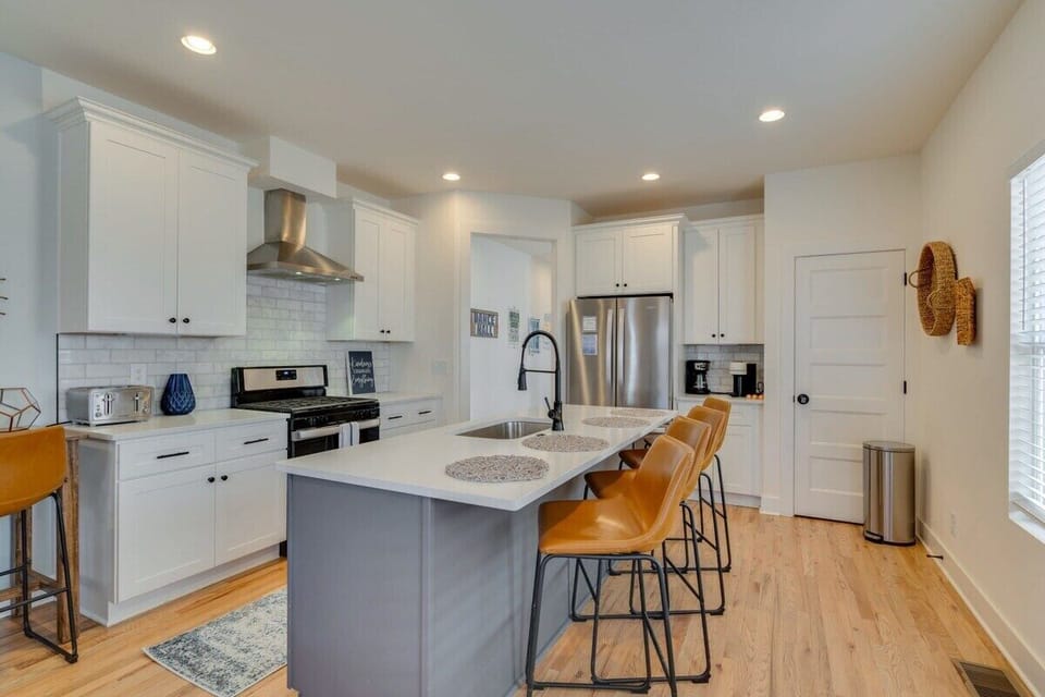Equipped Kitchen
