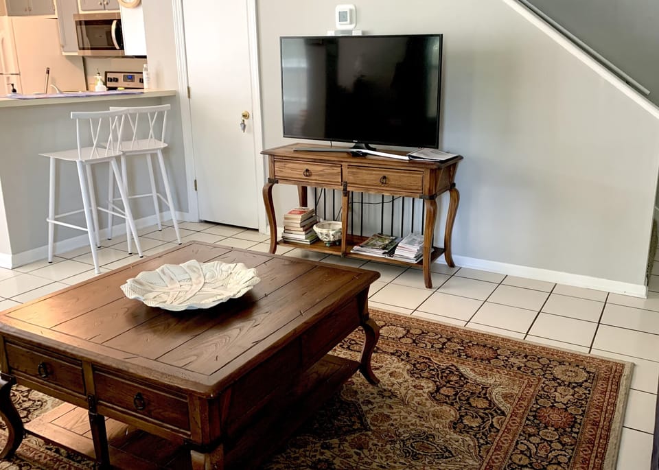 55 inches smart TV, xfinity cable