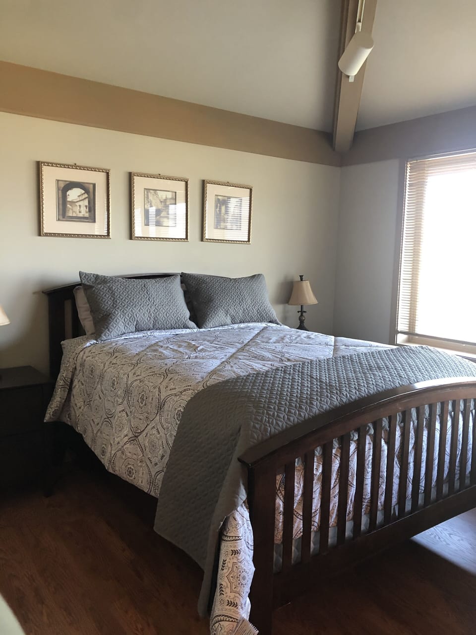Bedroom 1 (Master)