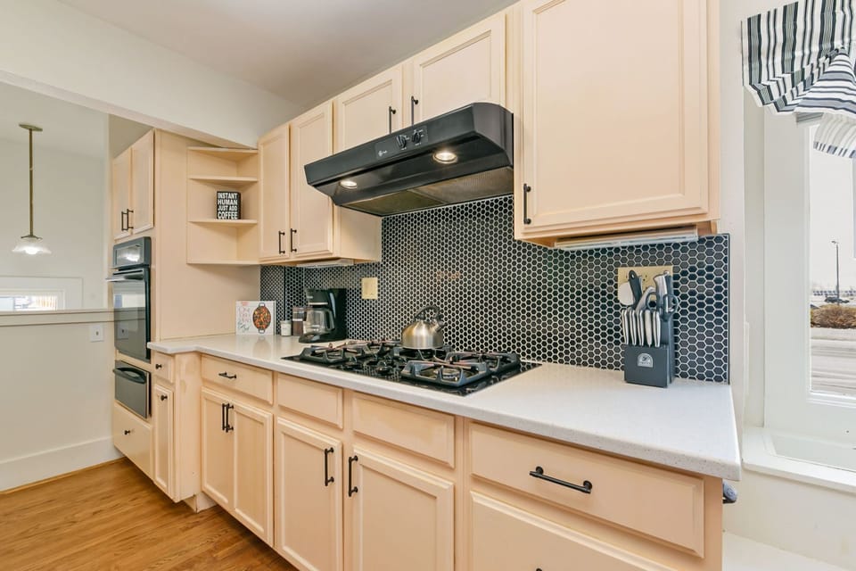 Spacious Kitchen | Everything you need to cook at home!