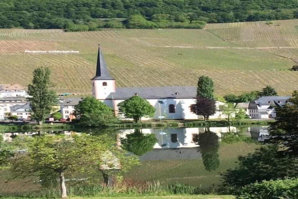 Surroundings [summer] (1-5 km)