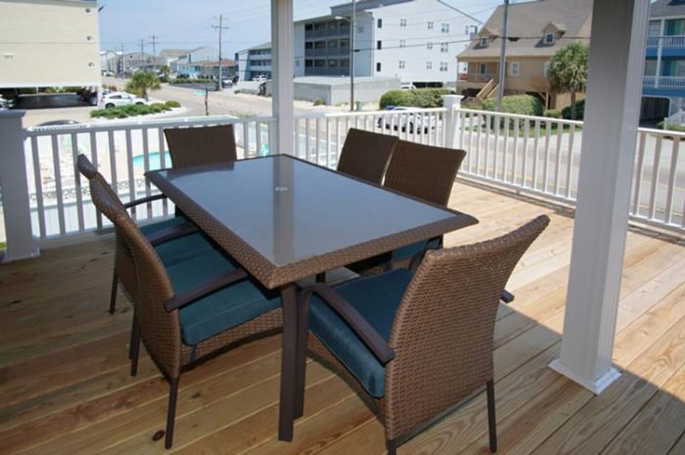 Prepare dinner and eat outside in the fresh salt air.