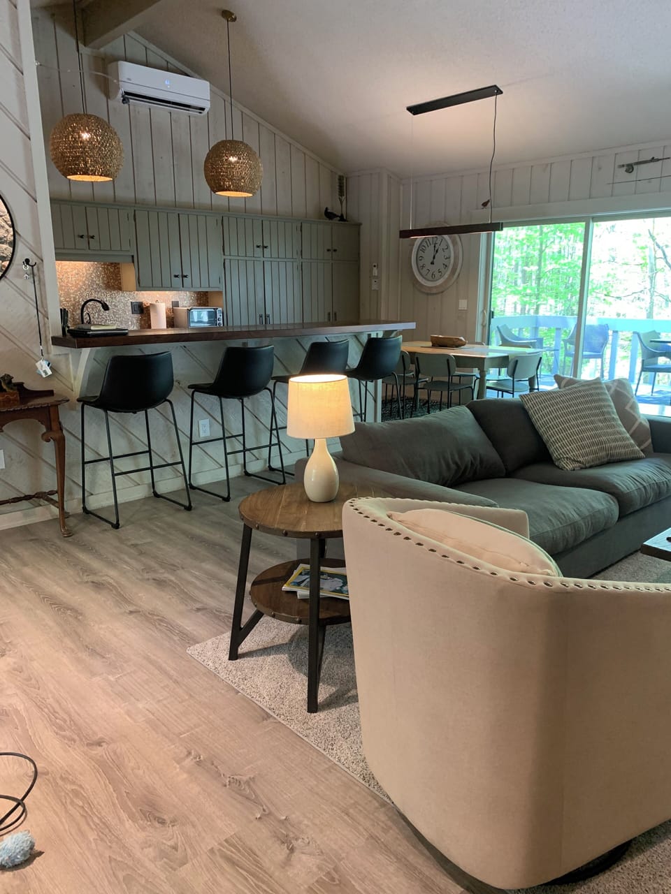 Living area / kitchen area 