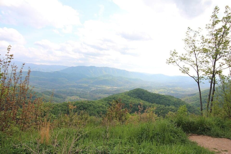 Cabins in Pigeon Forge and Gatlinburg