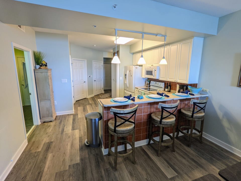 Kitchen Bar seating