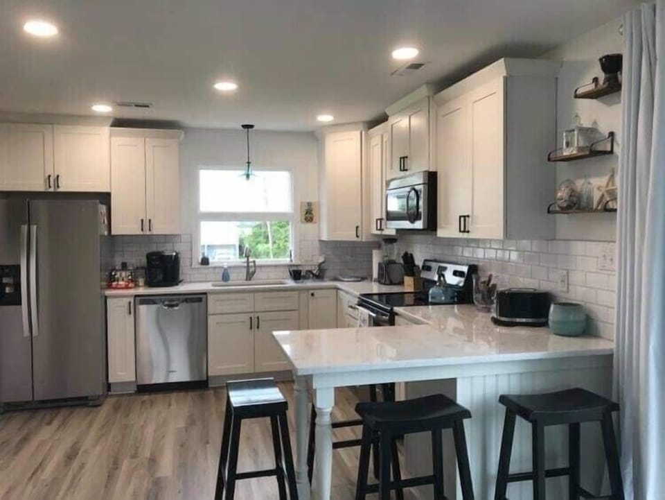 Fully-equipped kitchen 