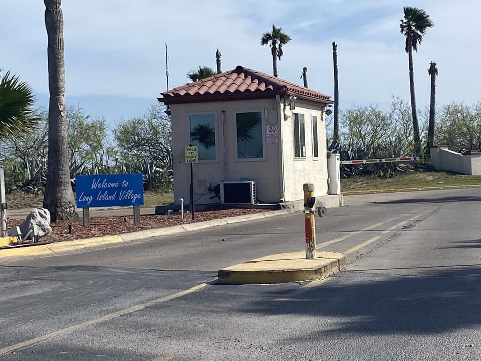 Security Guard Gate