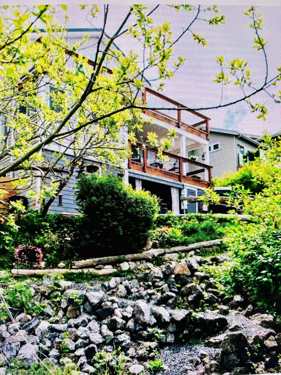 Quick walk to the water front. 