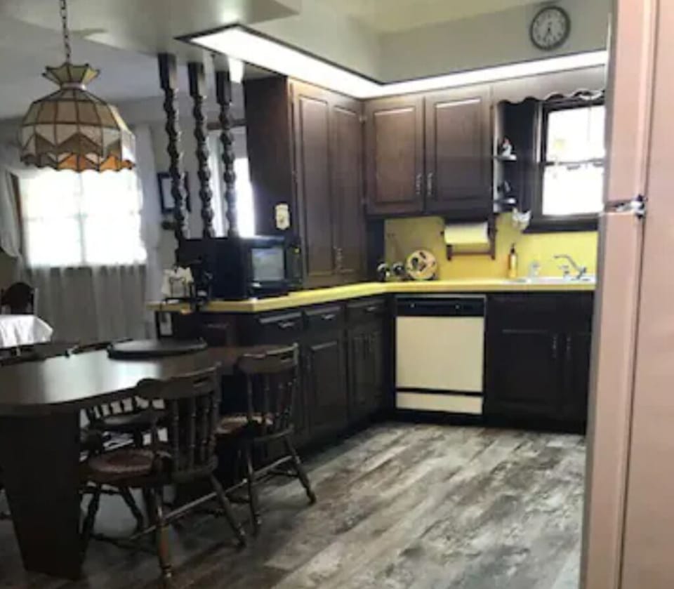  Farm Kitchen has everything you will need to cook.  Pots, pans, dishes, etc.