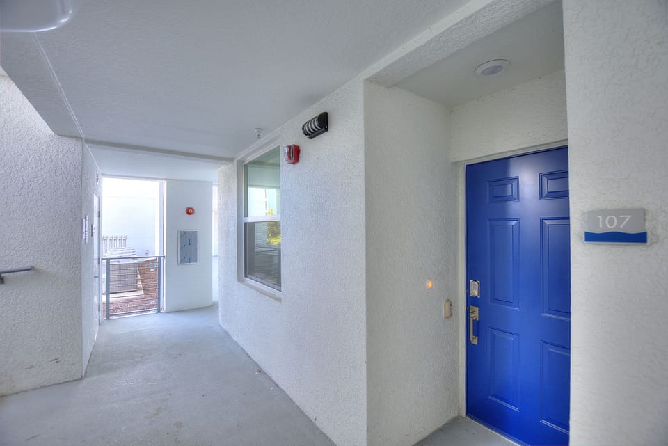 Building corridor
