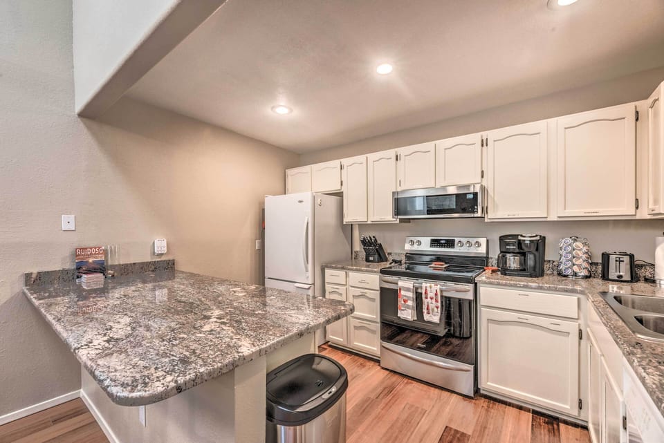 Kitchen | Fully Equipped