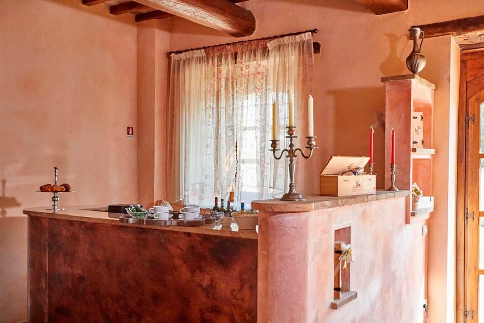 Brown, Cabinetry, Bathroom Cabinet, Plumbing Fixture, Building, Wood, Lighting, Textile, House, Orange