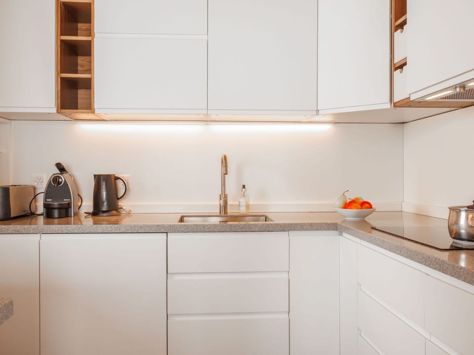 Kitchen, Countertop, Interior Design, Wood, Cabinetry, Kitchen Appliance, Flooring, Home, Kitchen Sink, Tap