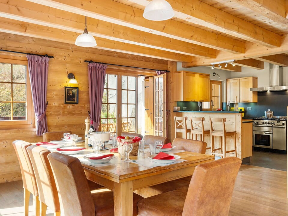 Table, Furniture, Property, Window, Wood, Chair, Tableware, Interior Design, Building, Floor