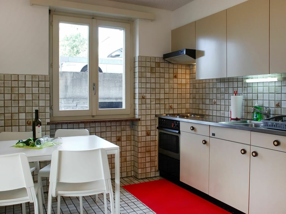 Cabinetry, Countertop, Kitchen Sink, Property, Furniture, Tap, Kitchen Appliance, Kitchen Stove, Building, Kitchen