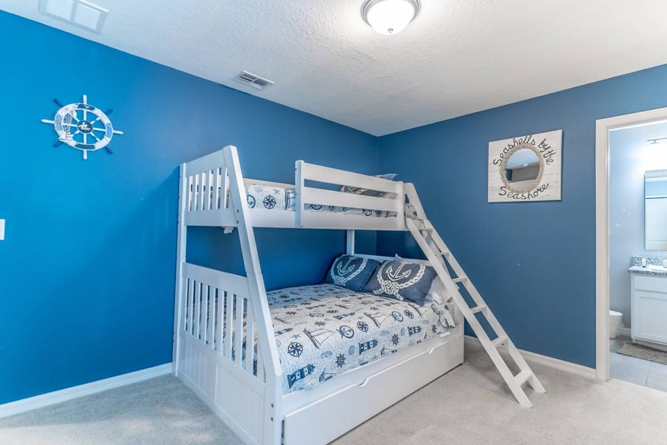 Upstairs 'Sailor' Room Bunk Room Twin over Full w/Twin Trundle and En-Suite Bathroom