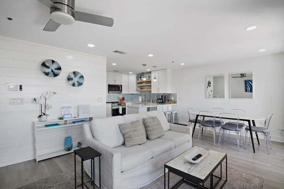 Living Room with dining room