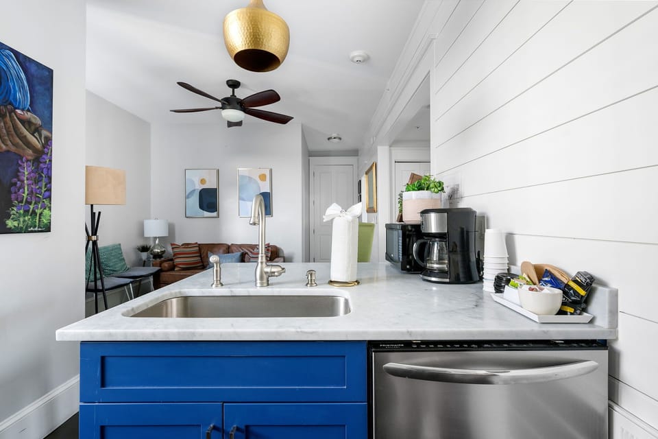 Bright and cheerful space that makes cooking feel like a treat.