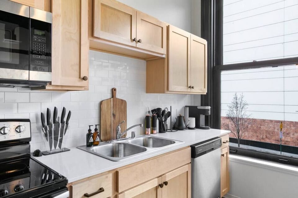 Fully stocked kitchen