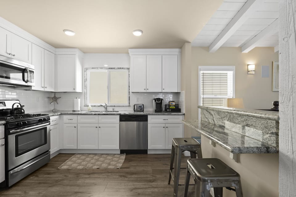 Huge kitchen, plenty of room for everyone to help cook!