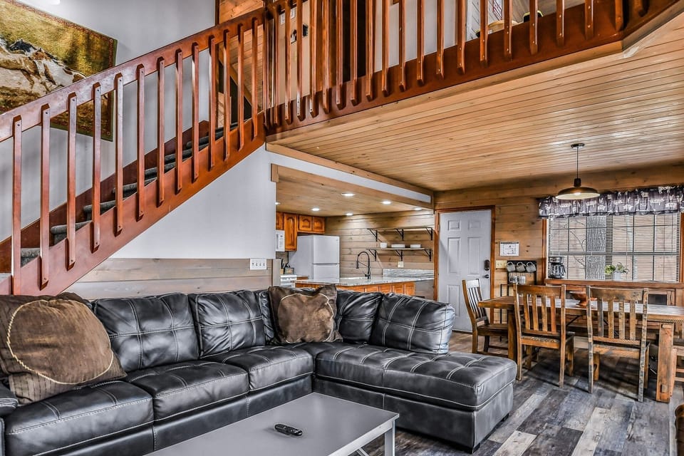 Indoors, Architecture, Building, Furniture, Living Room