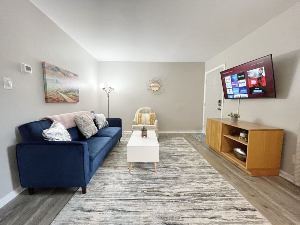 Living Room (3)