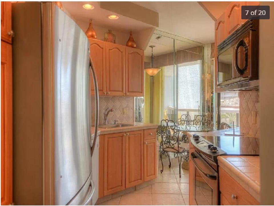 Full kitchen- ice maker with refrigerator, microwave, oven, stove and dishwasher