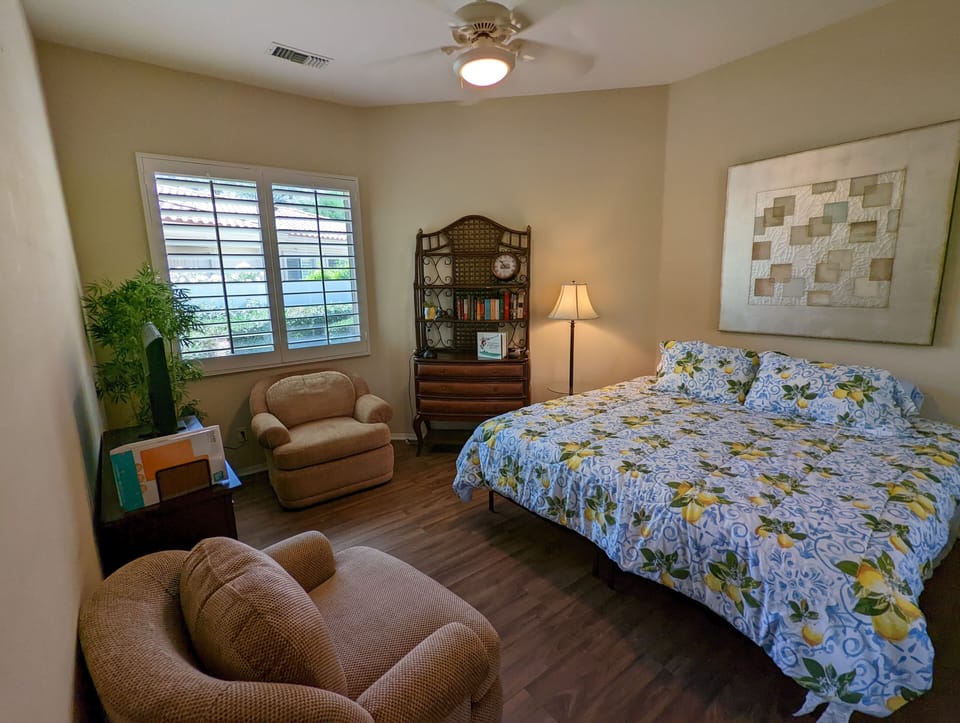 Third bedroom with king bed that can be split into two twin XL beds