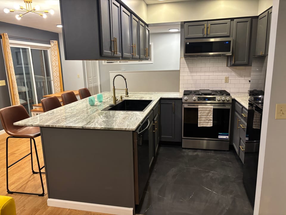 Newly renovated kitchen!