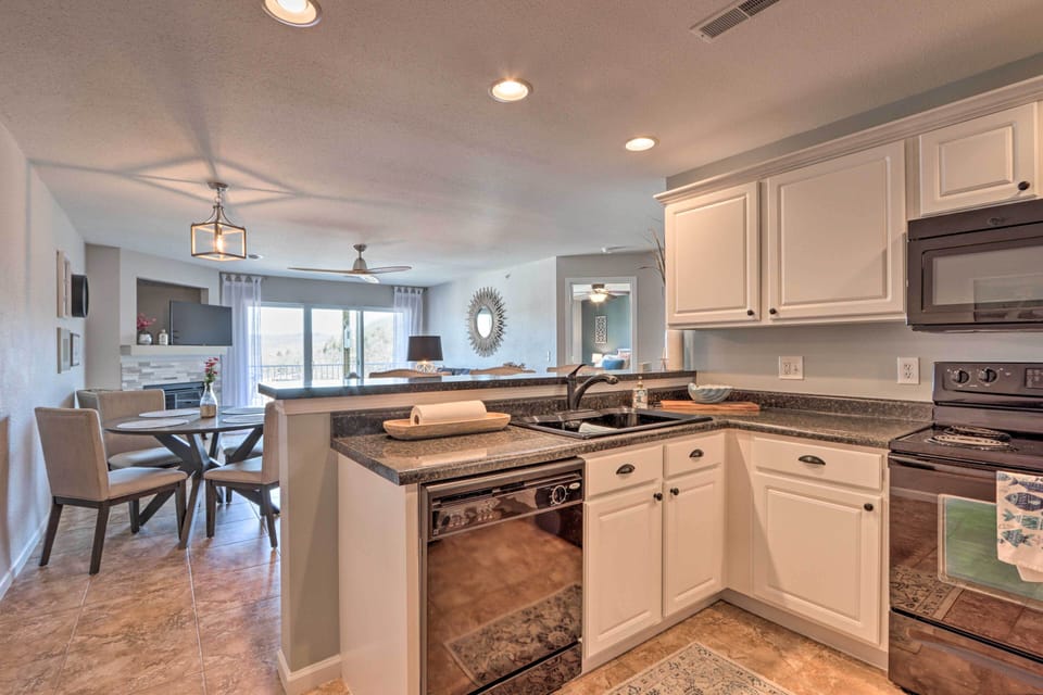 Kitchen | Drip Coffee Maker | Dishware/Flatware Provided