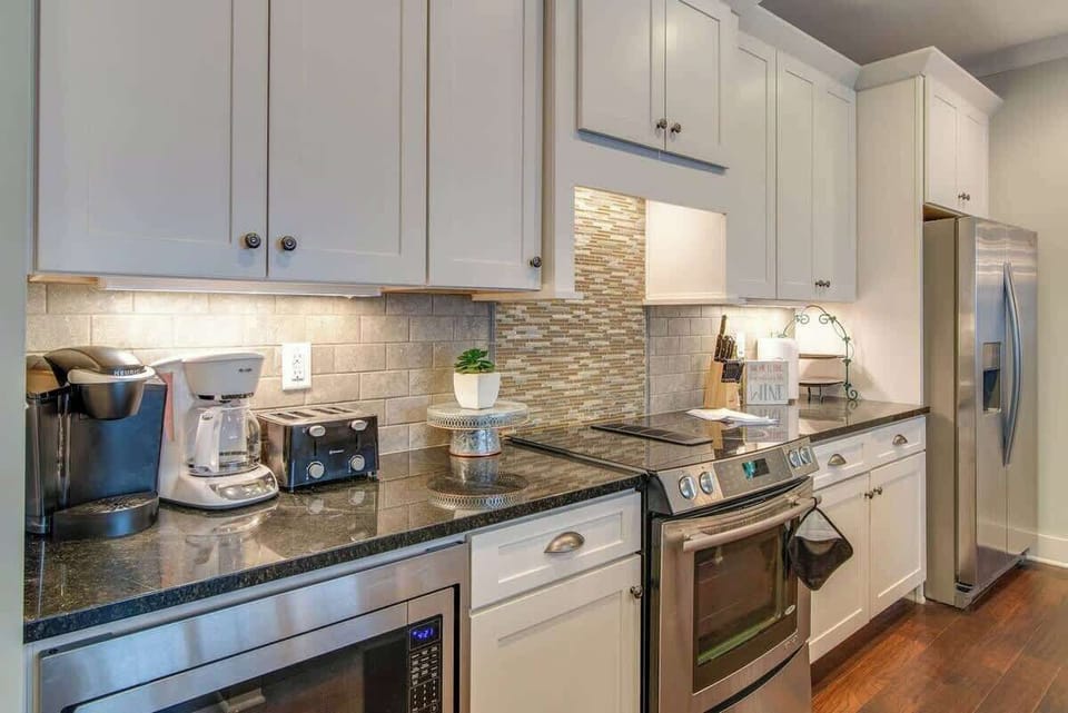 From essential kitchen tools to thoughtful details, we've created the perfect setting for unforgettable dining moments.