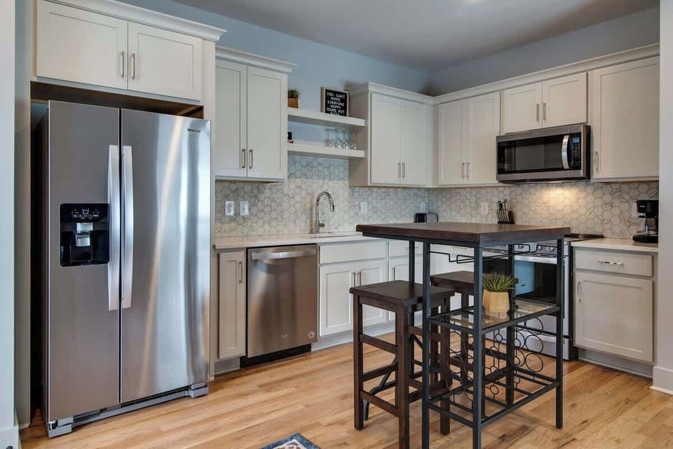 The kitchen has all the essentials to make a great home cooked meal.