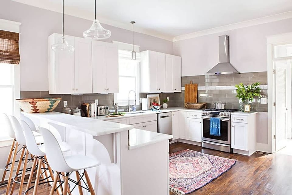 Unleash your culinary creativity in our bright, fully-equipped gourmet kitchen.