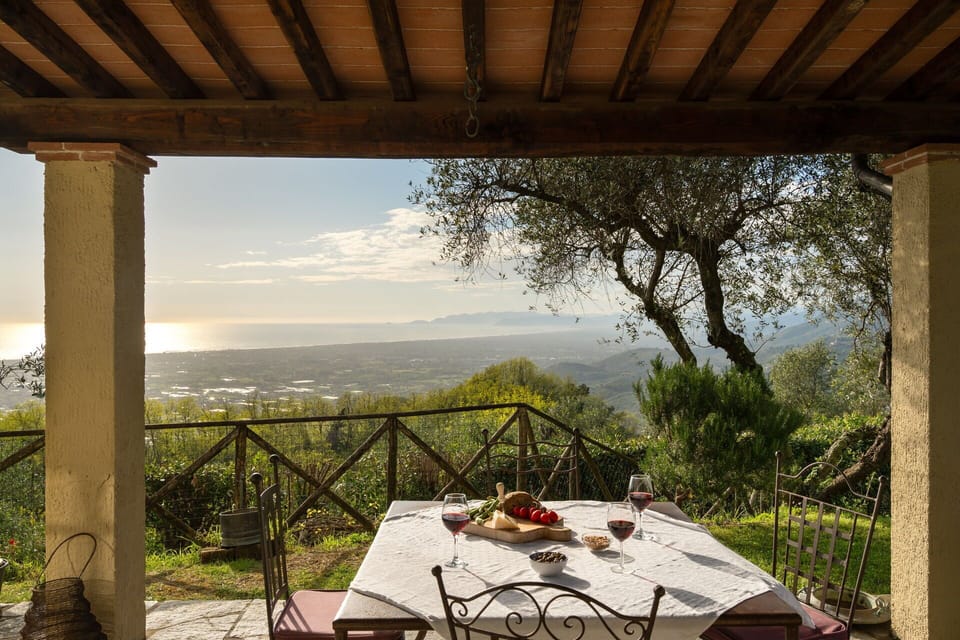 Balcony / Terrace / Patio, Building Exterior, Scenic View