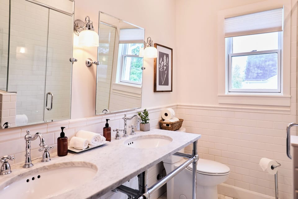 Beautifully updated bathroom