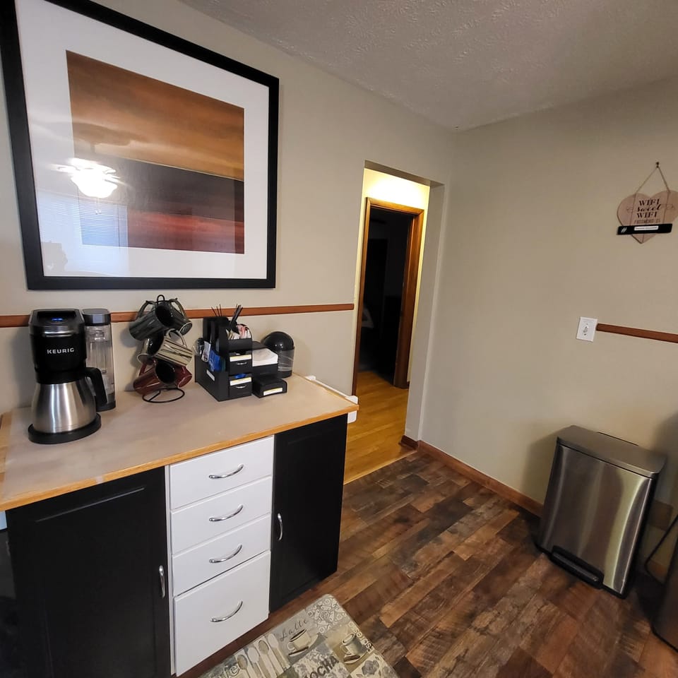 coffee/tea bar