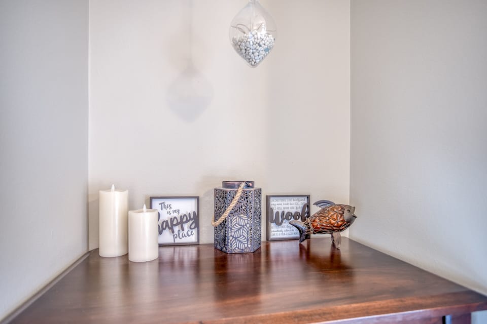 Elegant Accents