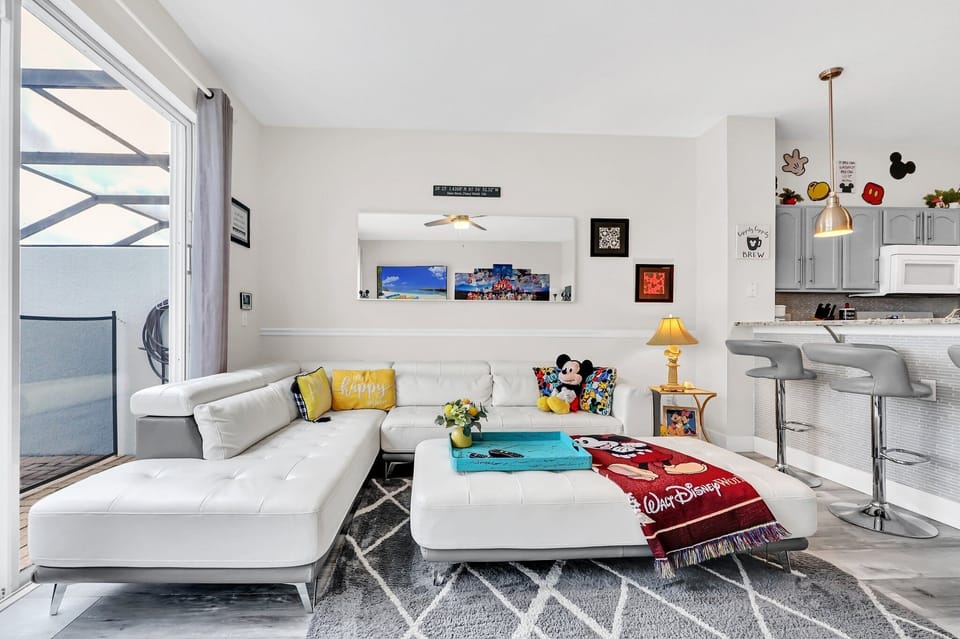 images-for-web-or-mls2561Maneshawln_18